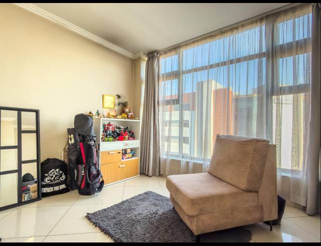 2 BEDROOM APARTMENT FOR SALE IN UMHLANGA RIDGE